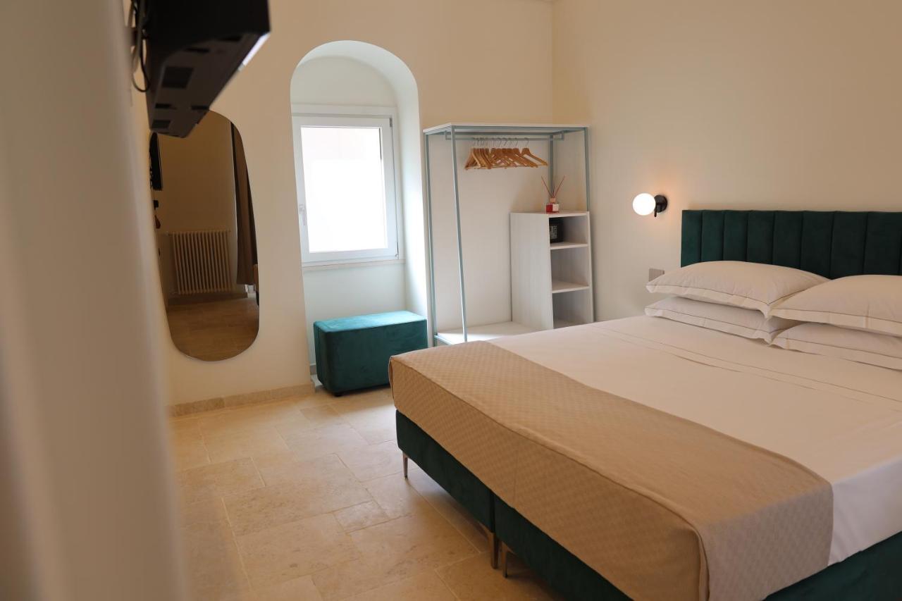 Suites Dimora Garibaldi Пескичи Экстерьер фото