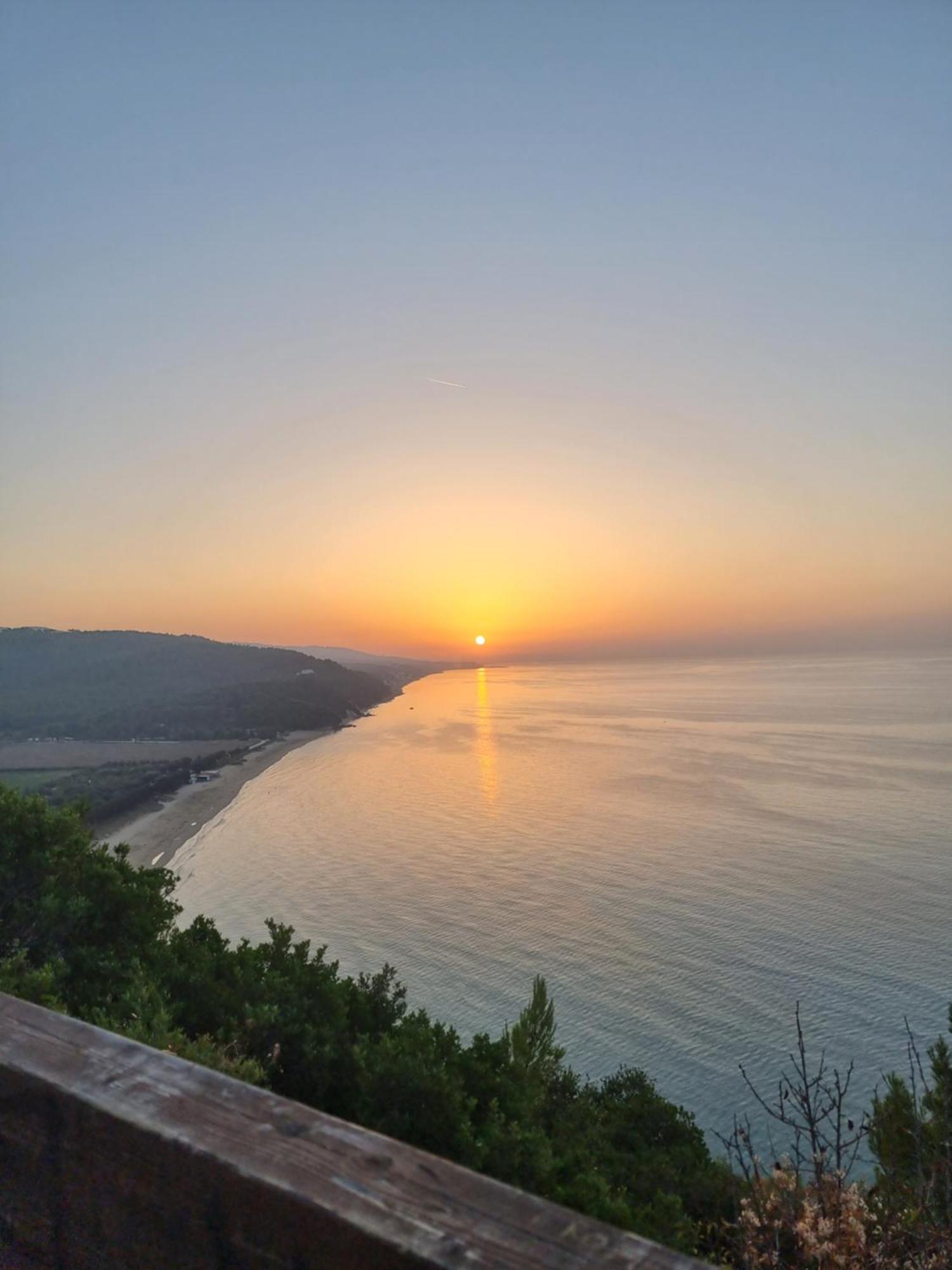 Suites Dimora Garibaldi Пескичи Экстерьер фото