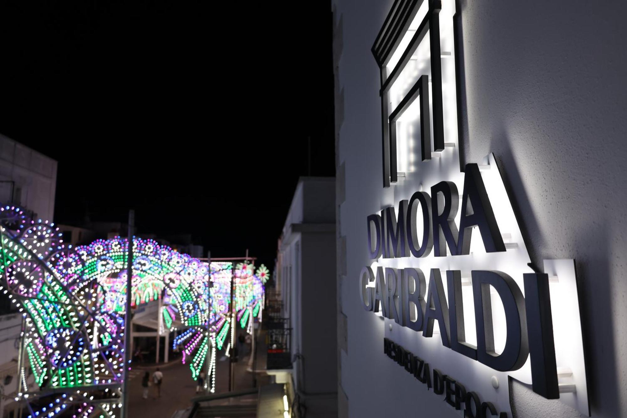 Suites Dimora Garibaldi Пескичи Экстерьер фото